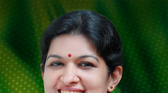 തിരുത്തി മുന്നേറാം, ഇടംവലം നോക്കേണ്ട… കൈപിടിച്ച് കൂടെയുണ്ട് ഇടതുപക്ഷം
