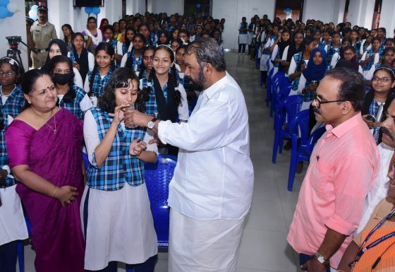 സംസ്ഥാനത്ത് വേനൽച്ചൂട് കനക്കുന്ന സാഹചര്യത്തിൽ വിദ്യാലയങ്ങളിൽ വാട്ടർ ബെൽ പദ്ധതി