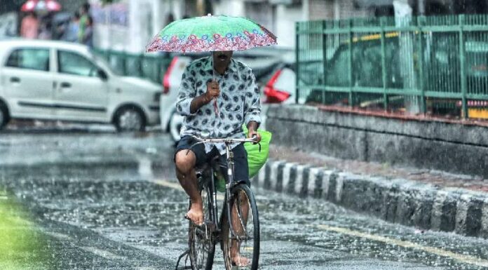 സംസ്ഥാനത്ത് അതിശക്തമായ മഴ തുടരും