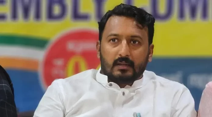രാഹുൽ മാങ്കൂട്ടത്തിലിന്റെ സംരക്ഷകനെന്ന ചോദ്യമുയർത്തി ബിജെപി പാലക്കാട് ജില്ലാ പ്രസിഡന്റ്