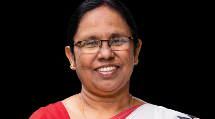 കോണ്ഗ്രസ് നടത്തുന്ന കസേരകളി അപഹാസ്യകരമെന്ന് ശൈലജ ടീച്ചര്
