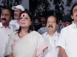മുഖ്യമന്ത്രിയെ നാളെ അറിയാം: ചര്ച്ച അവസാനിച്ചു
