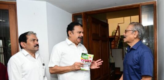 പകർച്ചവ്യാധികൾക്കെതിരെ പോരാടാൻ ‘ഡ്രൈ ഡേ’; സ്വന്തം വസതിയിൽ തുടക്കം കുറിച്ച് ആരോഗ്യമന്ത്രി