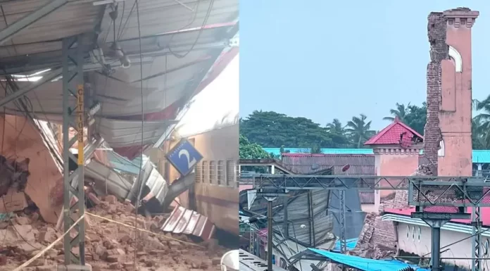 ക്ലോക്ക് ടവര് തകര്ന്നുവീണു: കോഴിക്കോട് റെയില്വേ സ്റ്റേഷനില് ഒഴിവായത് വന് അപകടം