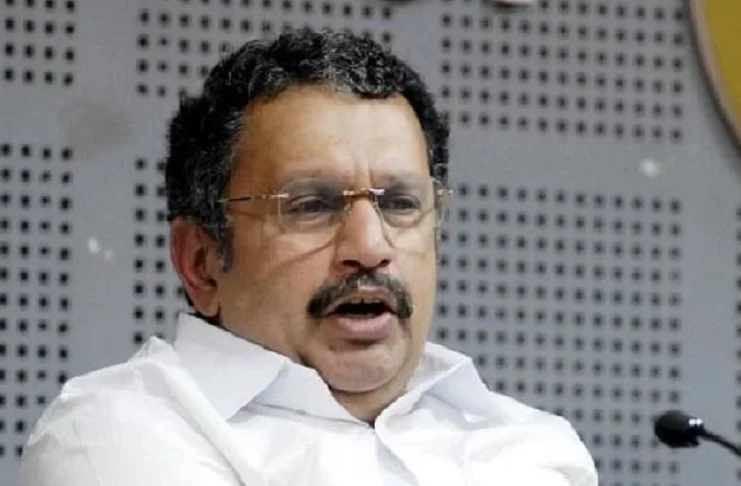 ഓപ്പറേഷന് സൗന്ദര്യ: 10 ലക്ഷത്തിന്റെ വ്യാജ സൗന്ദര്യ വര്ദ്ധക വസ്തുക്കള് പിടിച്ചെടുത്തു