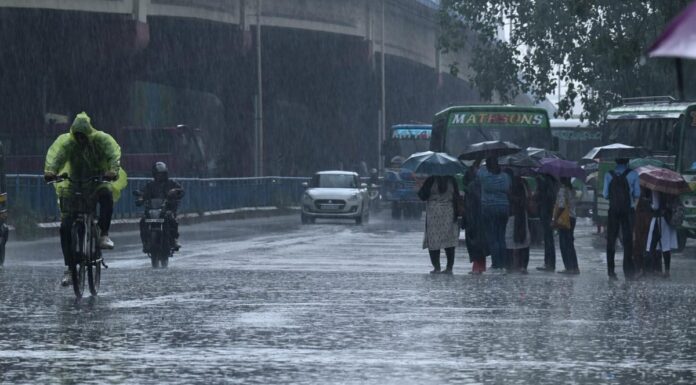 സംസ്ഥാനത്ത് മൂന്ന് ജില്ലകളില് റെഡ് അലര്ട്ട്: അതിതീവ്ര മഴയ്ക്ക് സാധ്യത