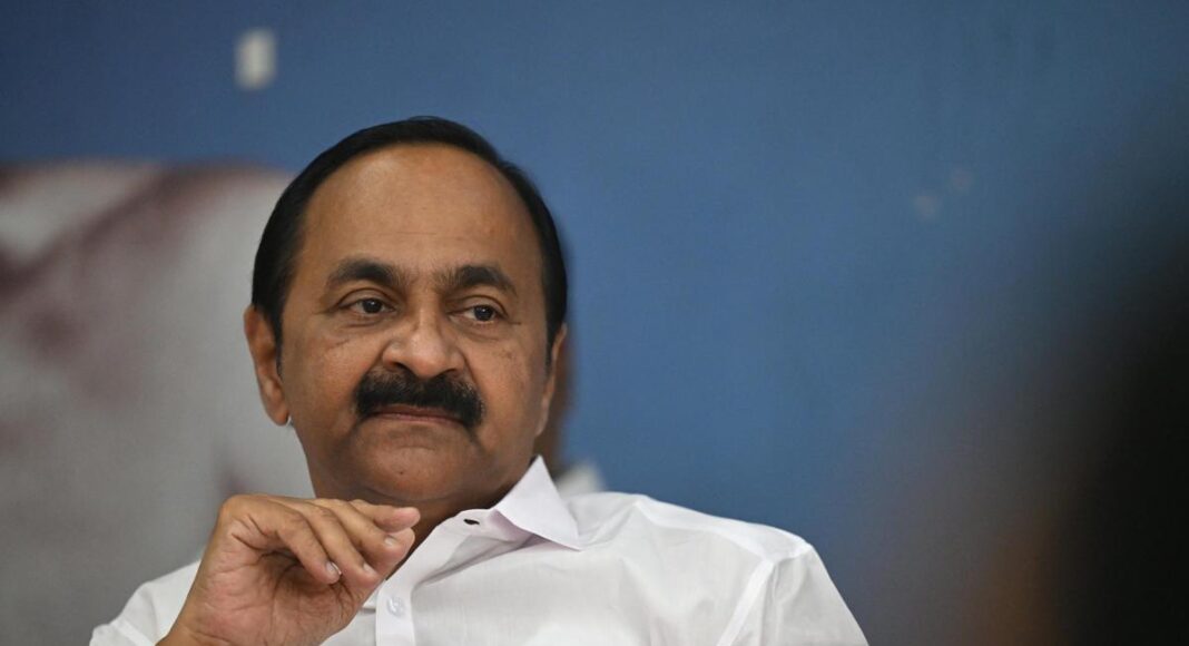 ലോക കേരളസഭ തുടരുമെന്ന വാര്ത്തകള് തള്ളി മുഖ്യമന്ത്രി