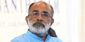 വി.ഡി സതീശനെ പുകഴ്തി കണ്ണന്താനം: സതീശന് അത്ഭുതങ്ങള് സൃഷ്ടിക്കാന് സാധിക്കട്ടെയെന്നും അദ്ദേഹം